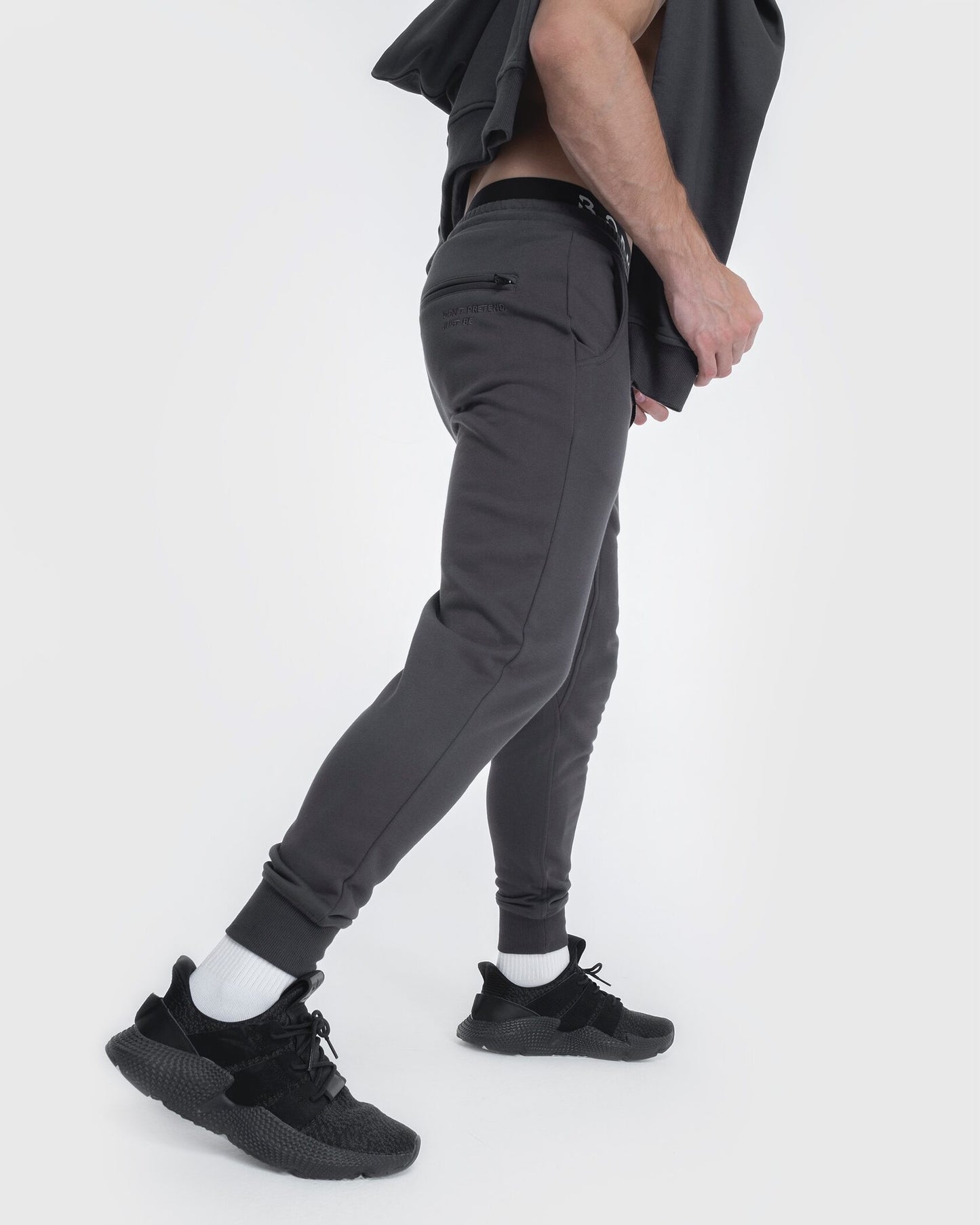 Lightweight Trouser Dark Grey