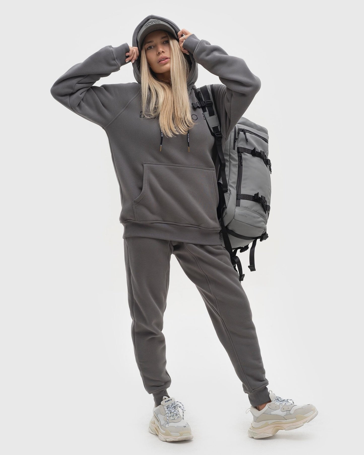 Warm Up Hoodie Grey